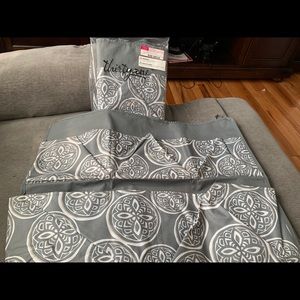 Hanging pocket organizer